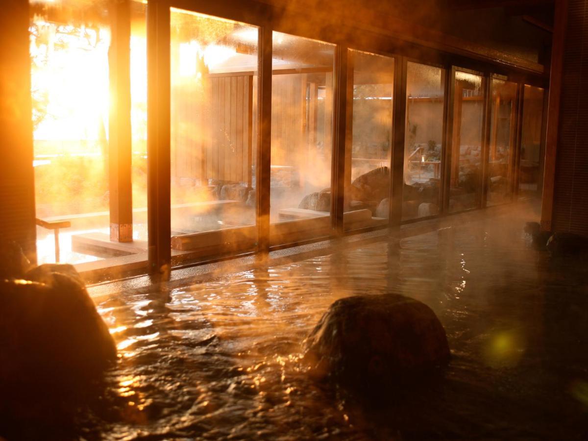 Awaji Yumesenkei Hotel Sumoto Exterior photo