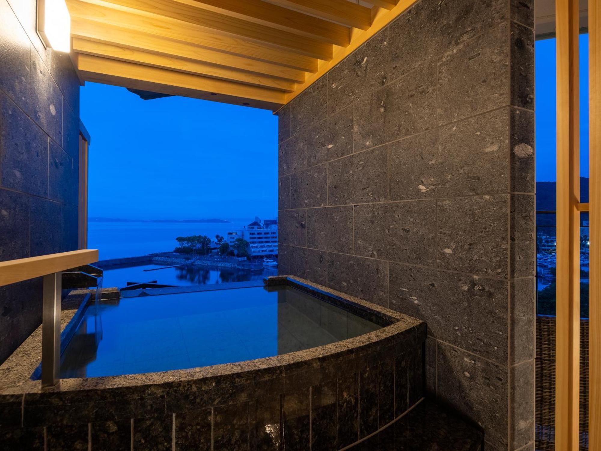 Awaji Yumesenkei Hotel Sumoto Room photo
