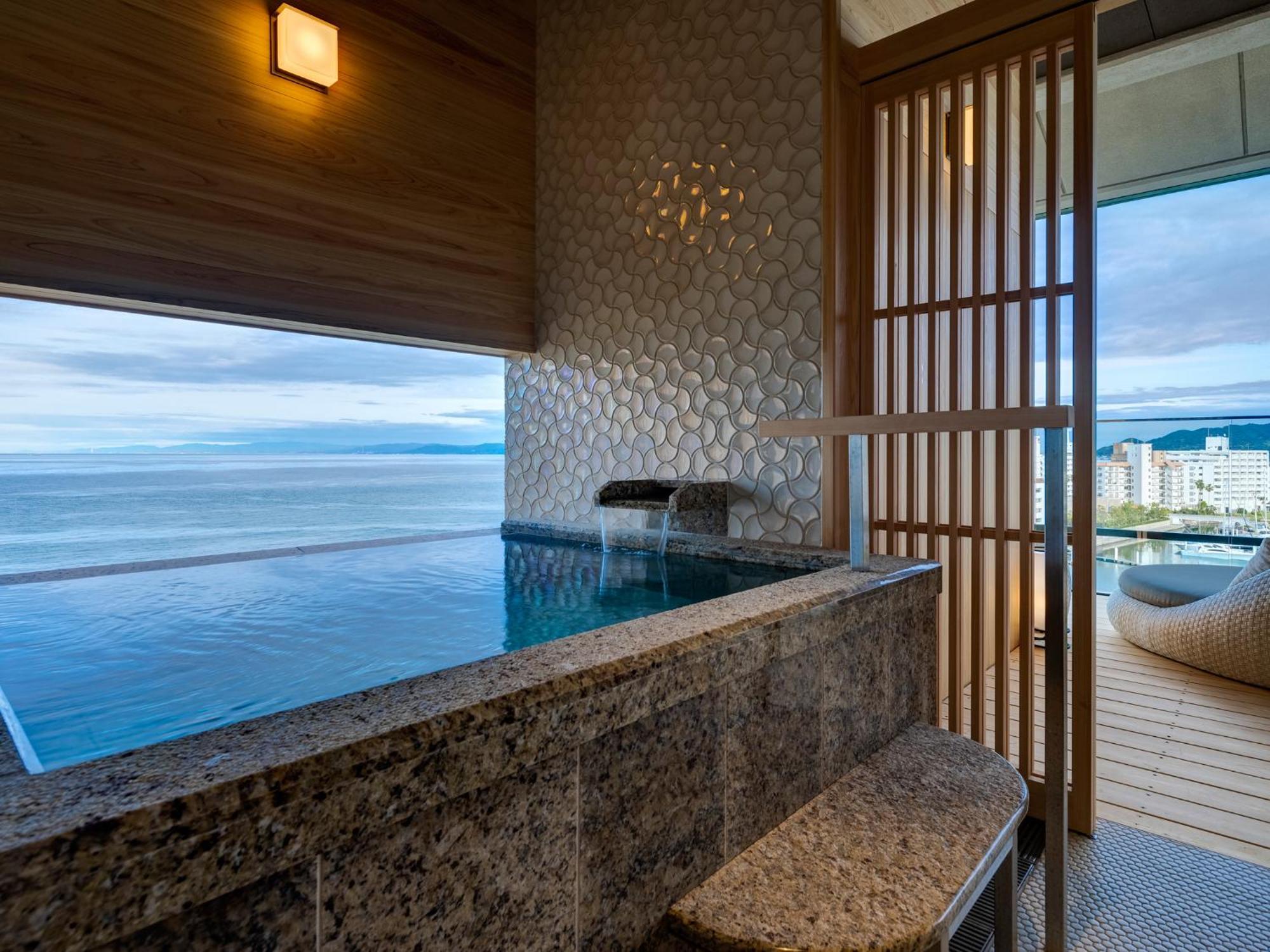 Awaji Yumesenkei Hotel Sumoto Room photo
